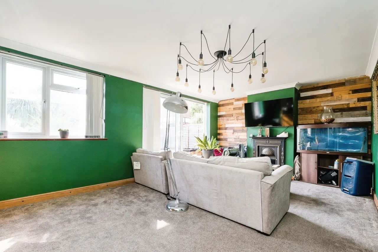 Victor Close, Hornchurch, RM12, photo 16