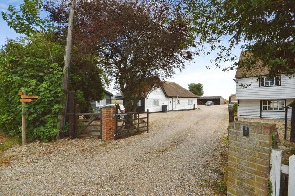 Fenn Street, St. Mary Hoo, Kent, ME3, photo 5