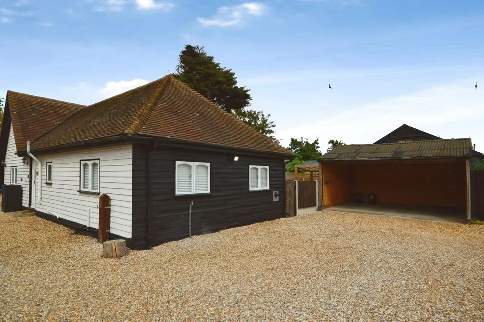 Fenn Street, St. Mary Hoo, Kent, ME3, photo 2