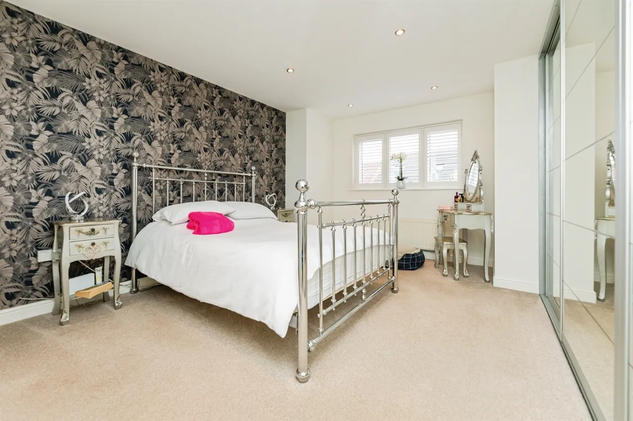 Great Broad Ing, Barnsley, photo 9