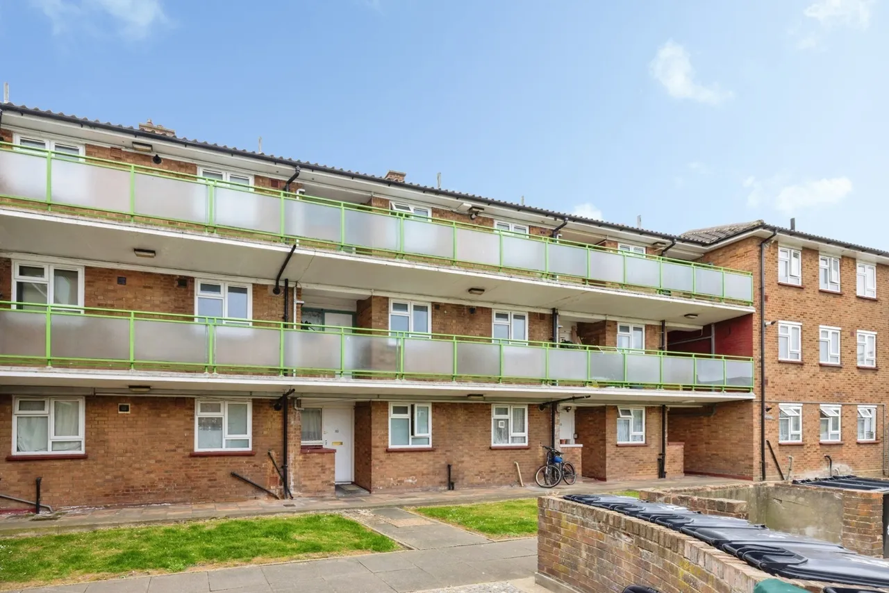 1 bed flat for sale, Engleheart Road, London, SE6