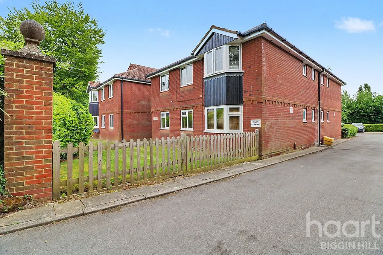 Main Road, Biggin Hill, TN16, photo 9