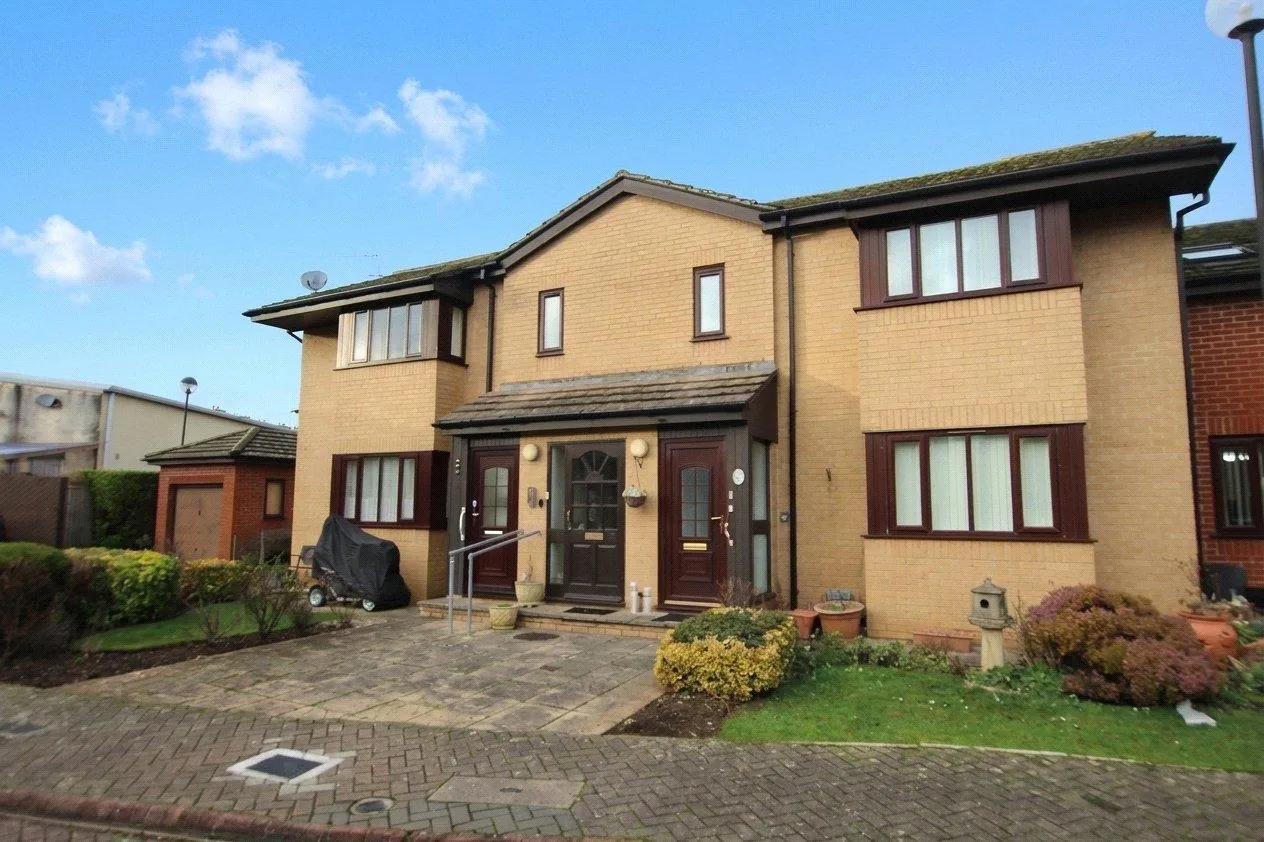 2 bed flat for sale, Long Beach Road, Bristol, BS30