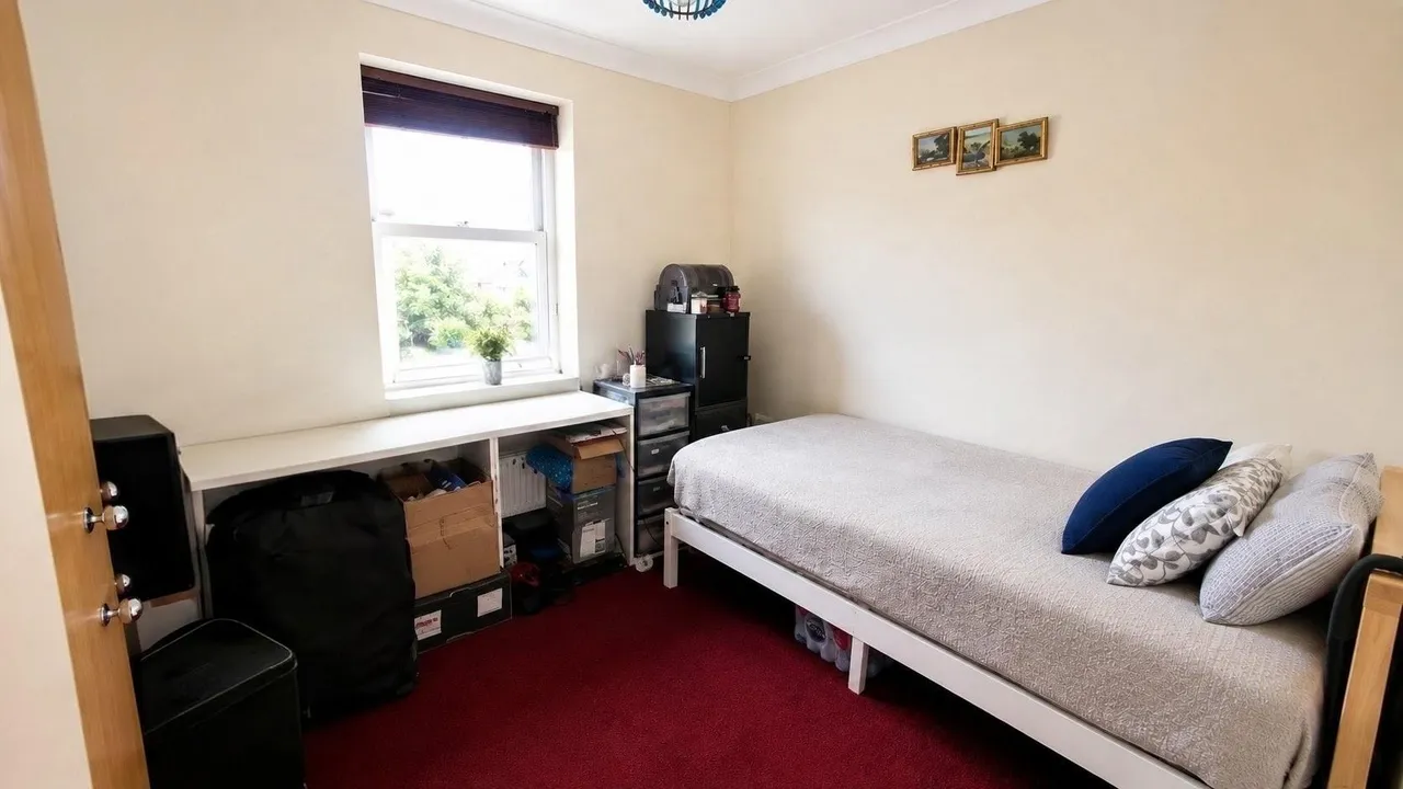 Glandford Way, Chadwell Heath, RM6, photo 10
