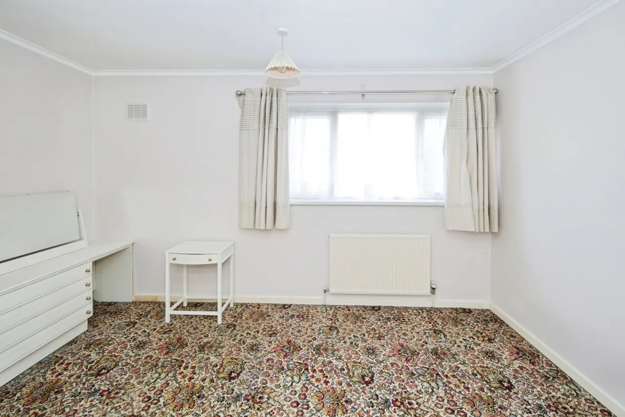 Laburnum Avenue, Kingshurst, Birmingham, B37, photo 13