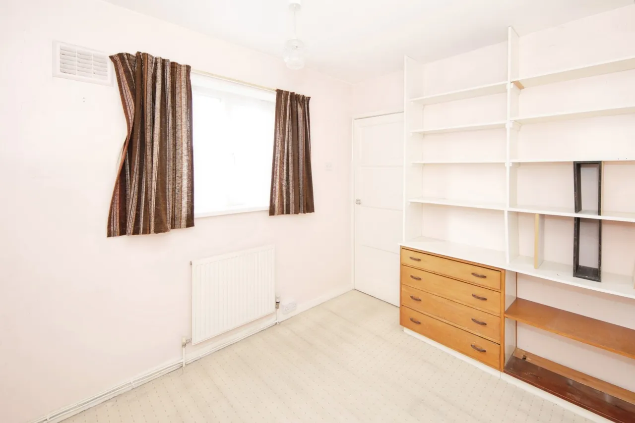 Laburnum Avenue, Kingshurst, Birmingham, B37, photo 14