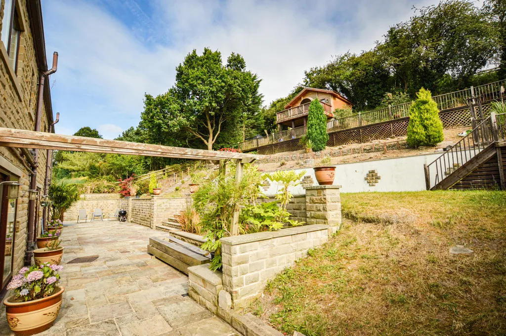 High Meadows, Thornhill, photo 55