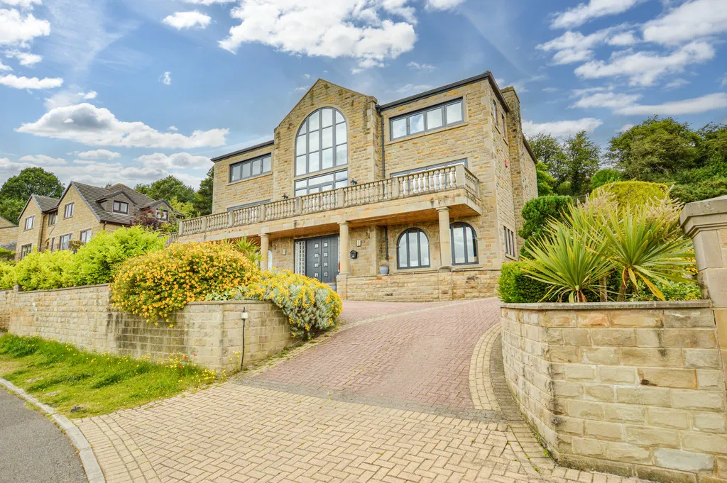 5 bed house for sale, High Meadows, Thornhill