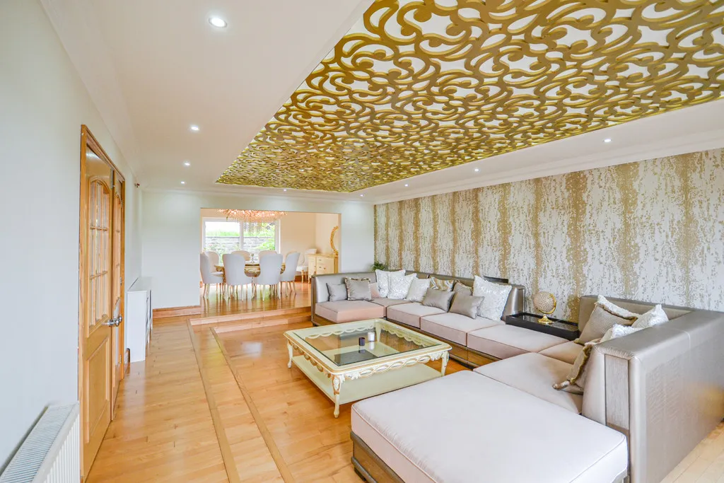 High Meadows, Thornhill, photo 5
