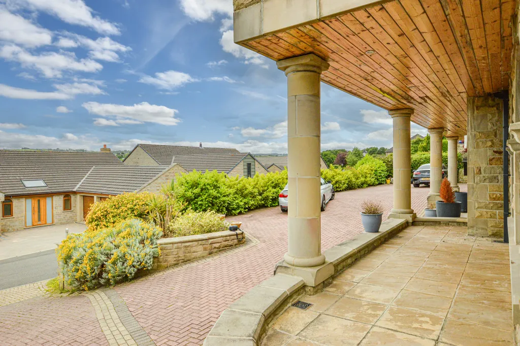 High Meadows, Thornhill, photo 46