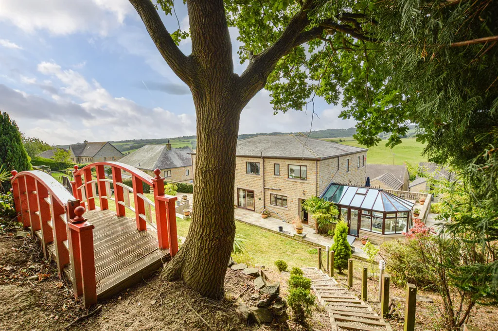 High Meadows, Thornhill, photo 52