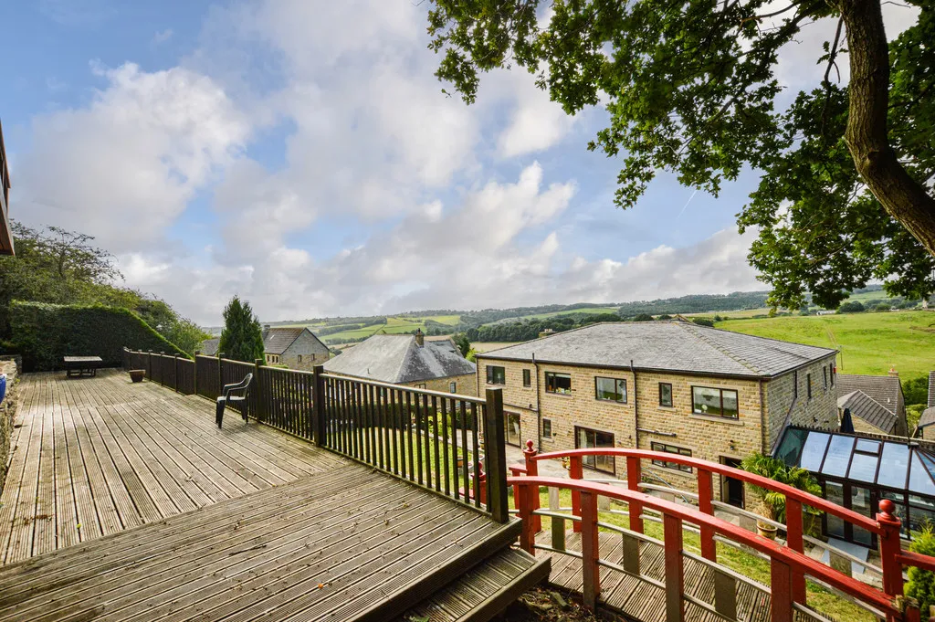 High Meadows, Thornhill, photo 51