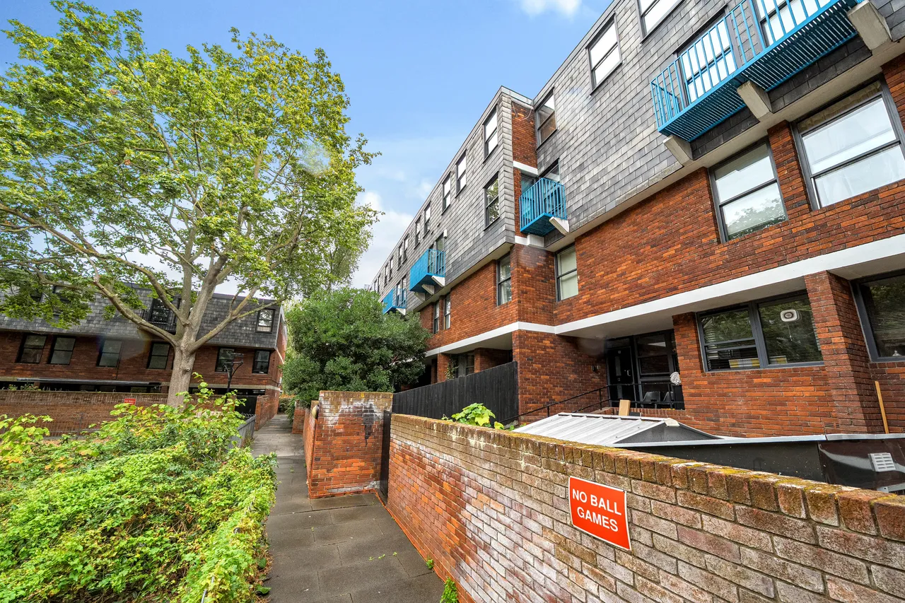 11 Wisley House, 14 Rampayne Street, London, photo 9