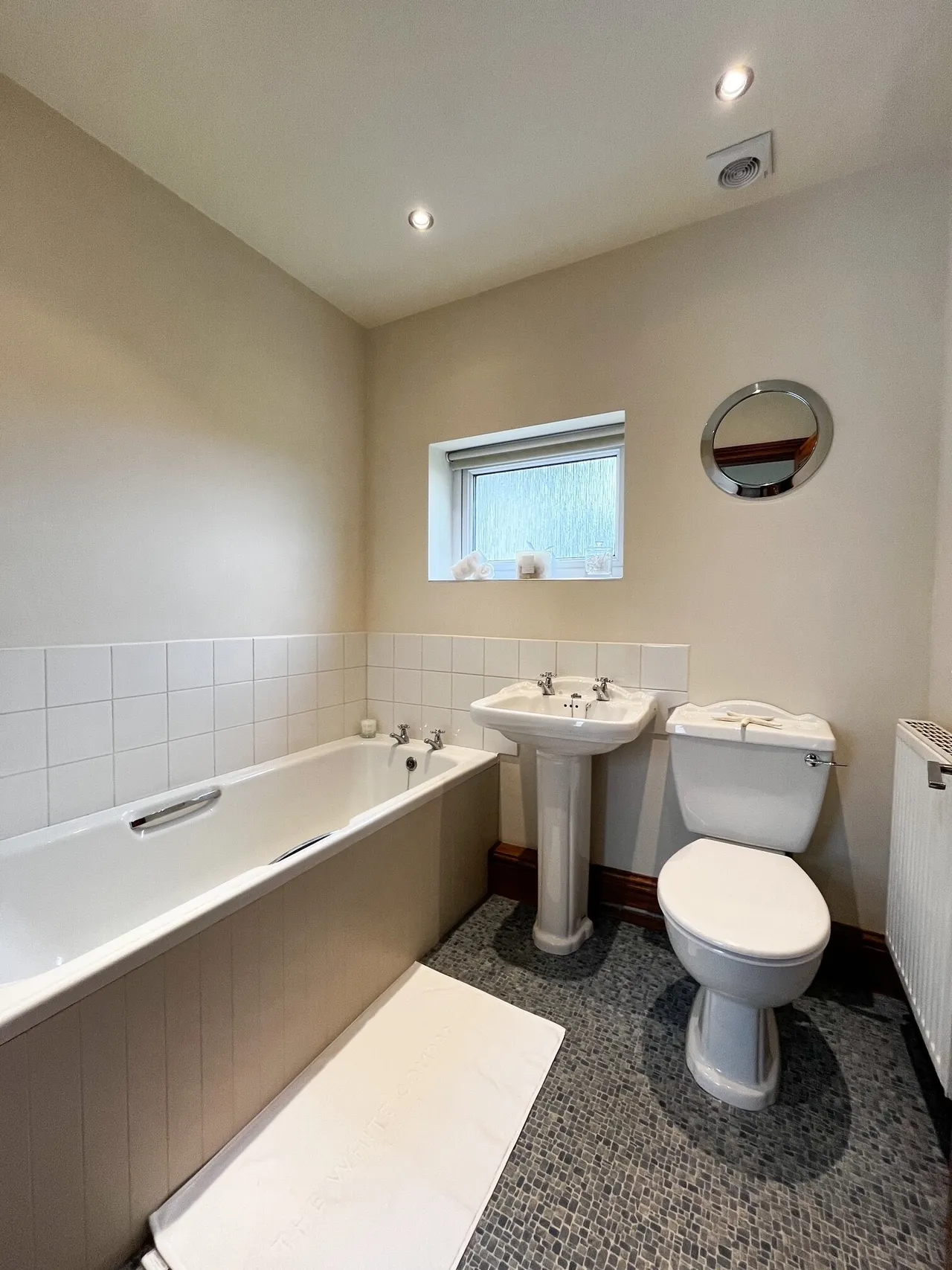 Holly Lodge, Arkendale, photo 7
