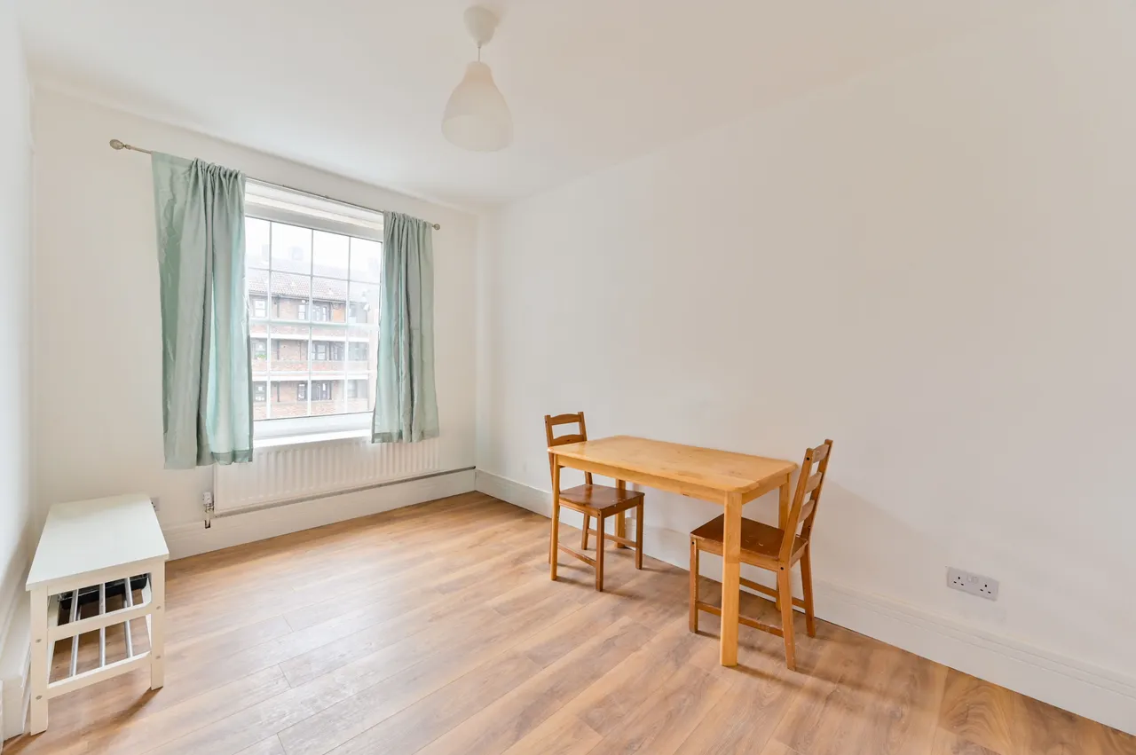 53 Lohmann House, Kennington Oval, London, photo 7
