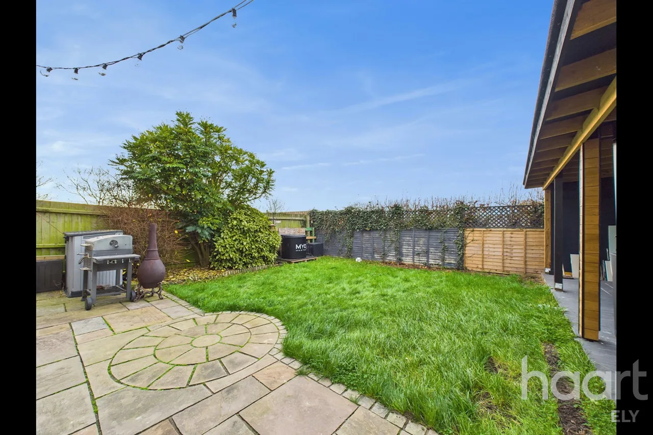 Ward Way, Witchford, CB6, photo 15