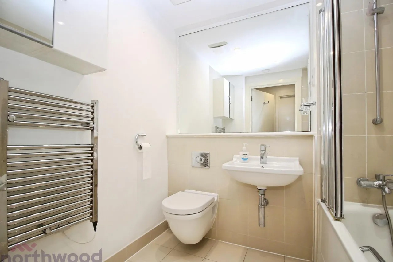 Ryemead Boulevard, High Wycombe, HP11, photo 6
