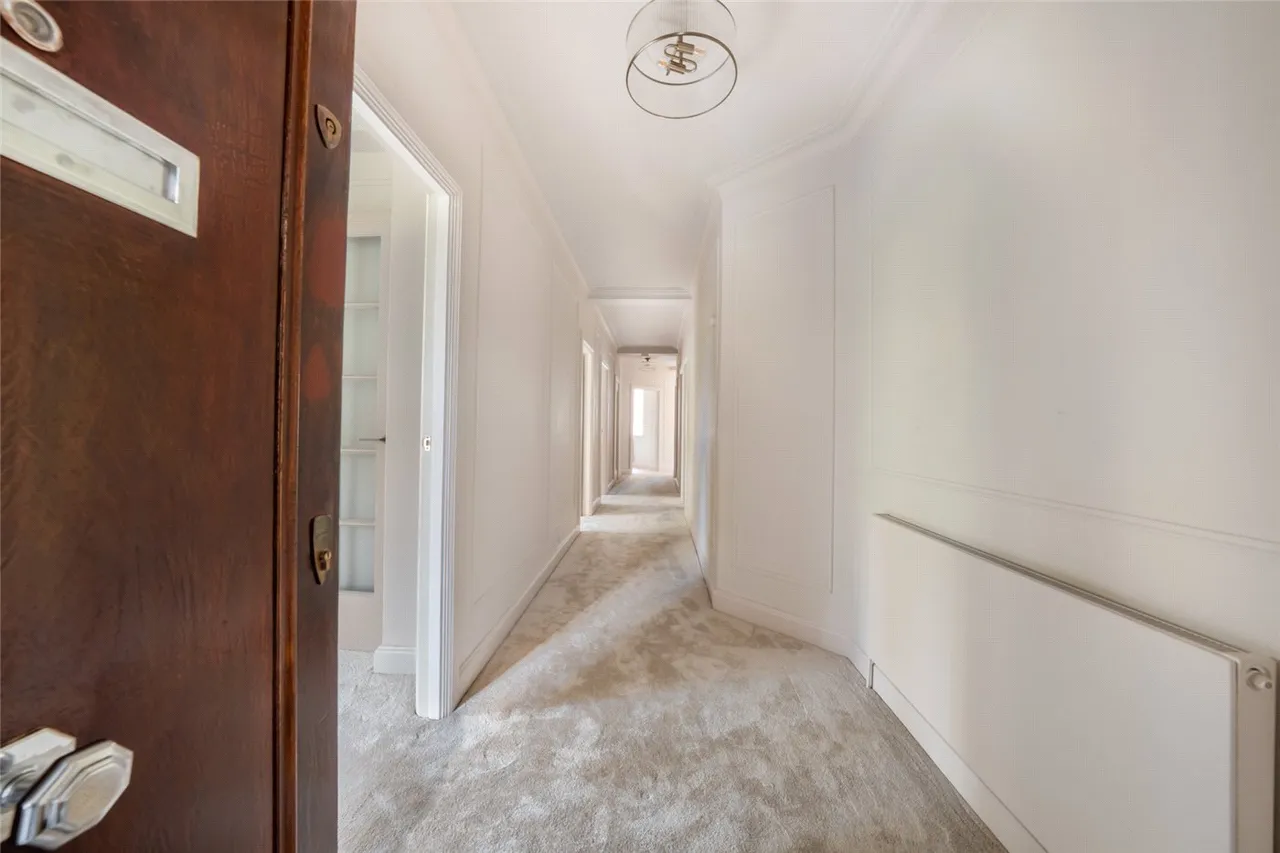 Cropthorne Court, 20-28 Maida Vale, Maida Vale, London, W9, photo 10