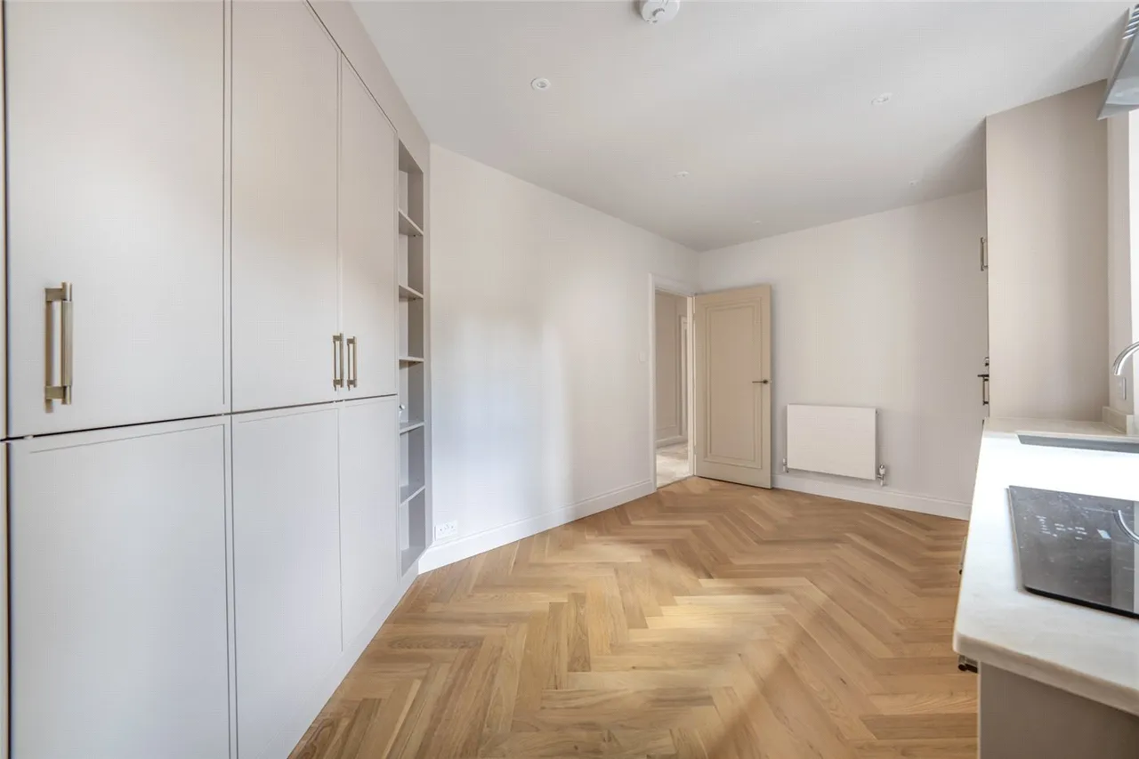 Cropthorne Court, 20-28 Maida Vale, Maida Vale, London, W9, photo 12