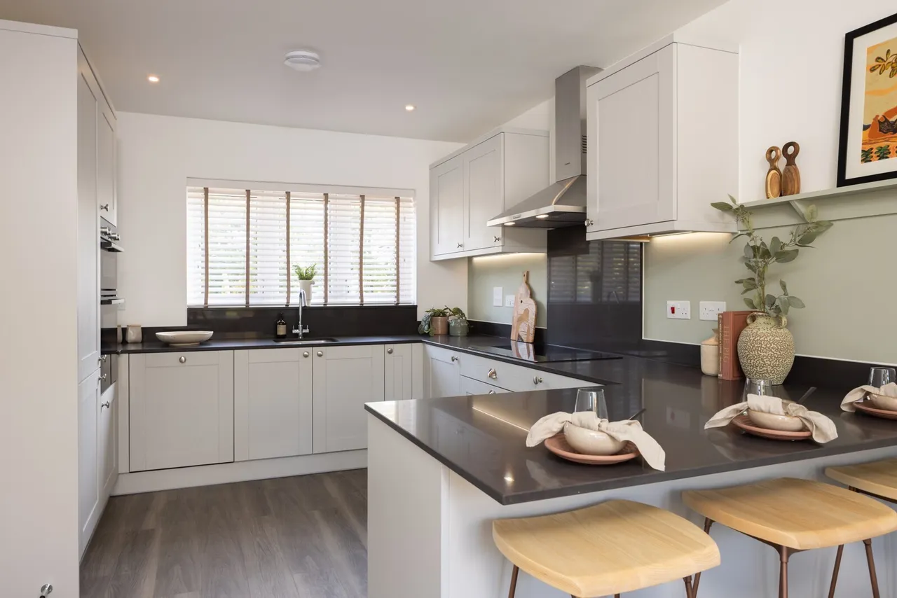 The Marram, Birchwood, Farnham, GU9, photo 3