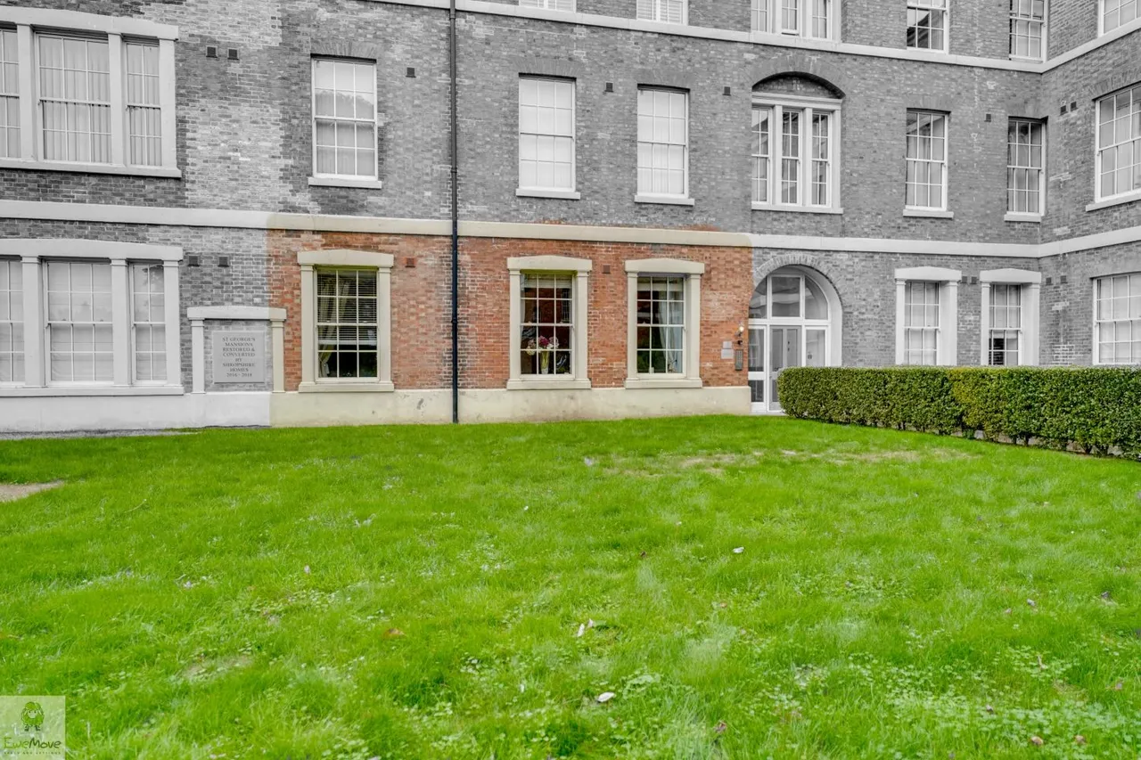 St. Georges Mansions St. Georges Parkway, Stafford, ST16, photo 5