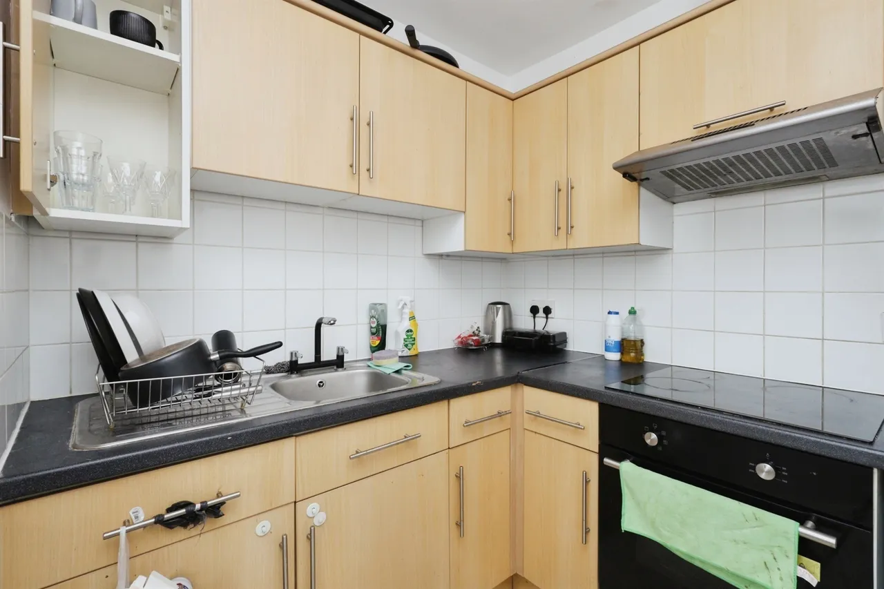 Terminus Road, Eastbourne, BN21, photo 2