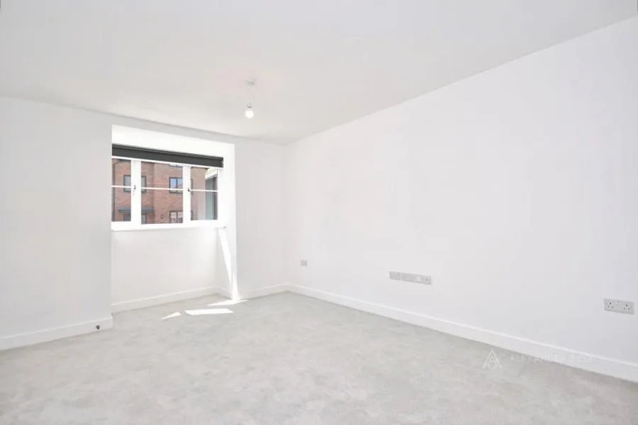 Sanders Lane, Aylesbury, HP21, photo 6