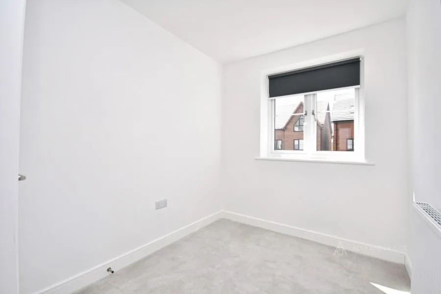 Sanders Lane, Aylesbury, HP21, photo 9