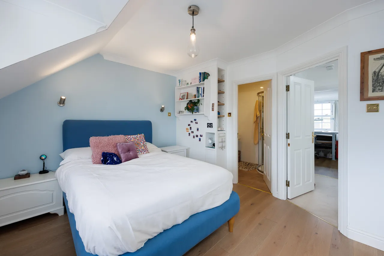 Wedgwood Place, Cobham, KT11, photo 5