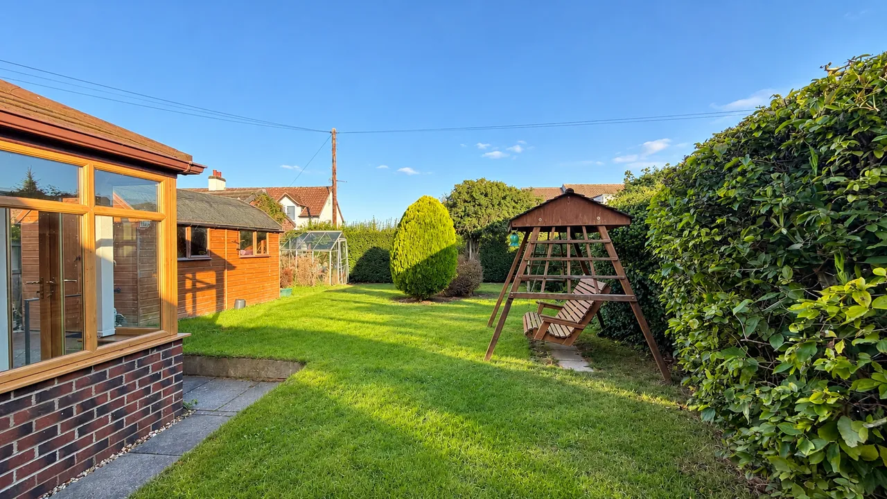 High Street, Cherry Willingham, LN3, photo 12