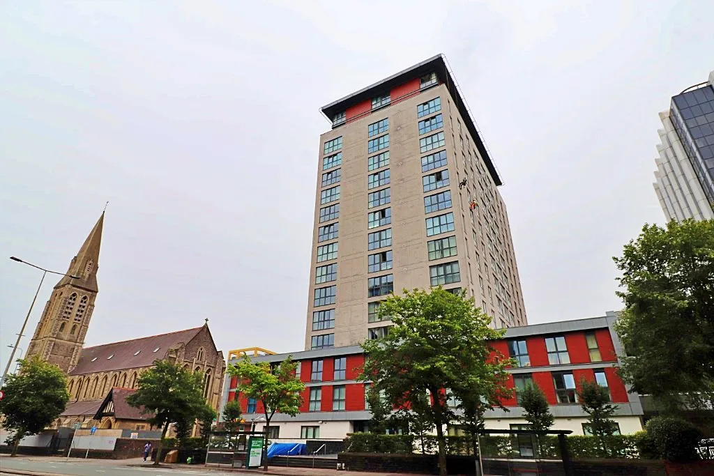 2 bed flat to rent, Newport Road, Roath, CF24