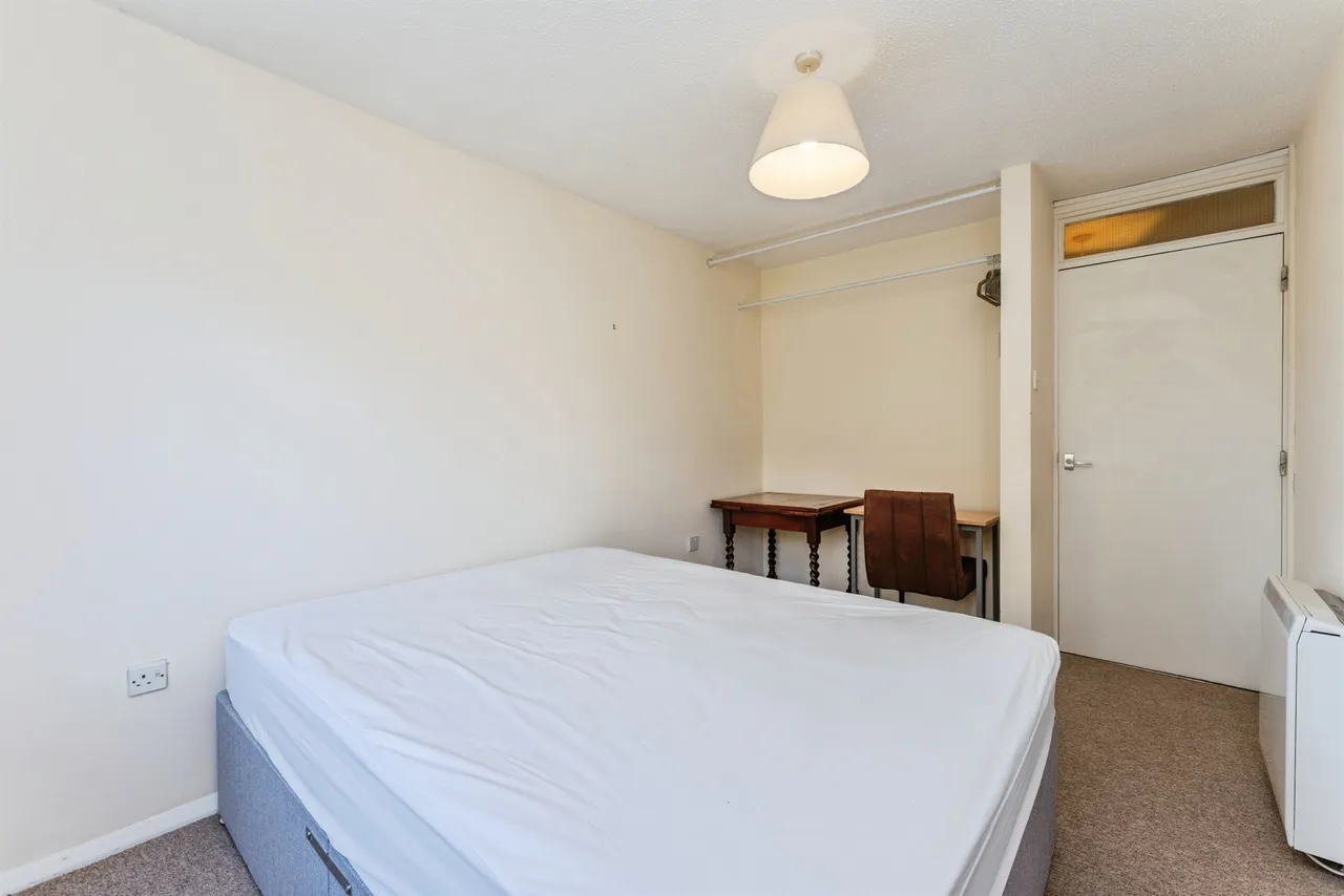 Victoria Road, Chester, CH2, photo 9