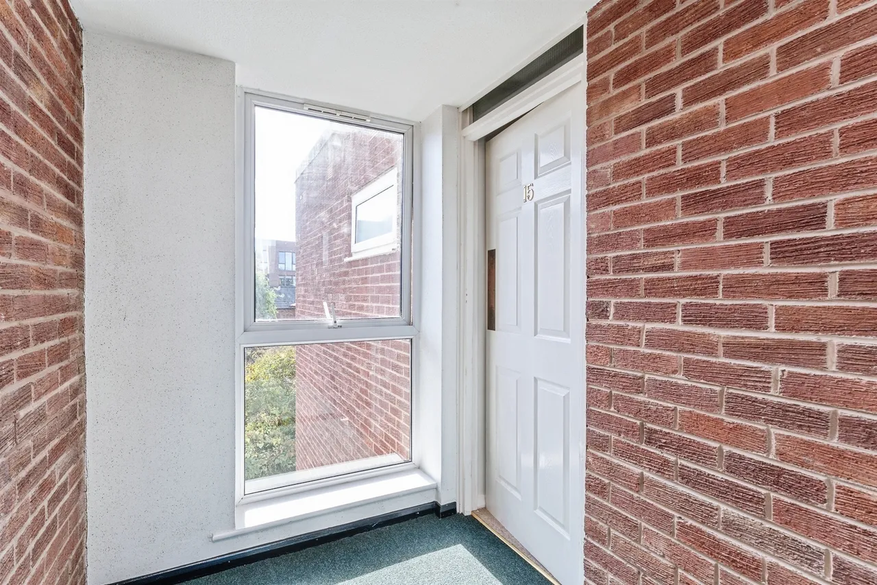 Victoria Road, Chester, CH2, photo 2