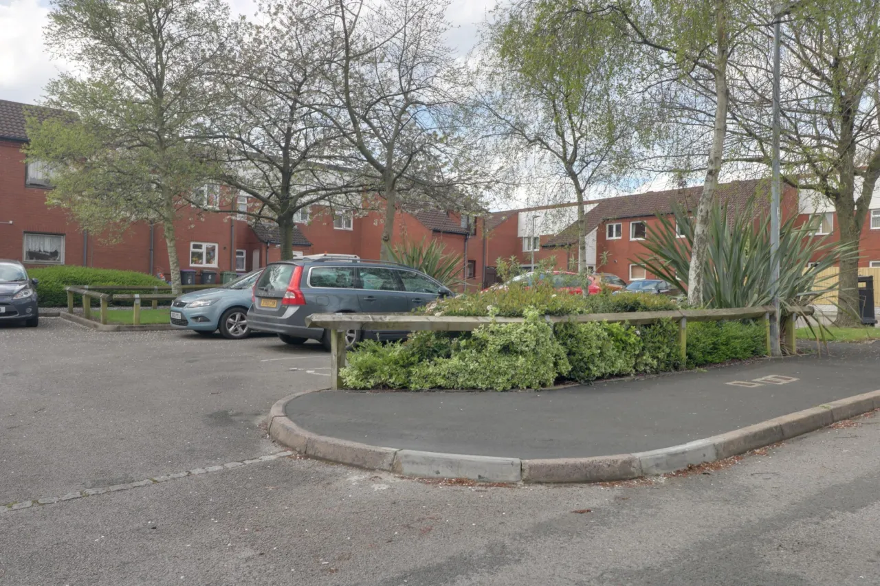 Hollybirch Grove, Telford, photo 16