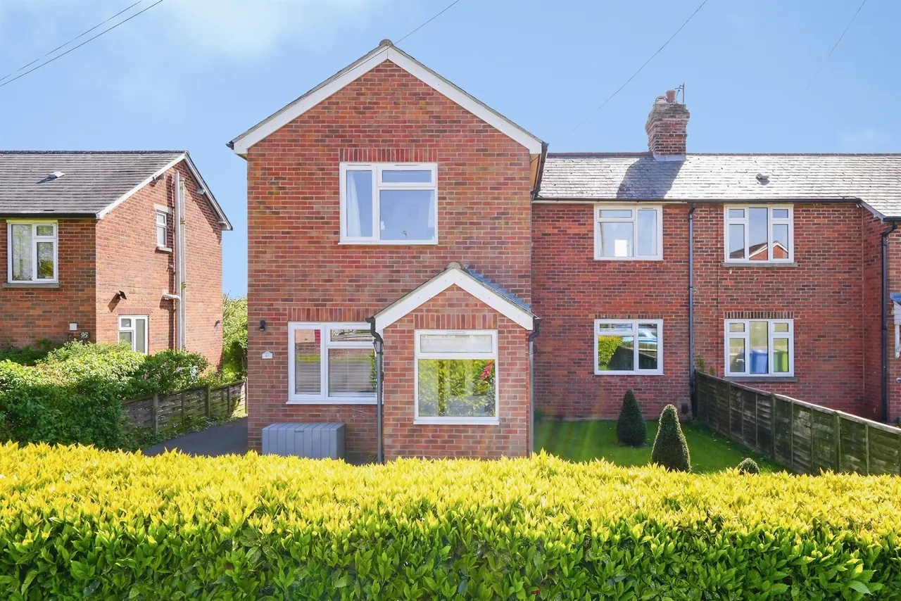 4 bed house for sale — Bucknell Road, Bicester