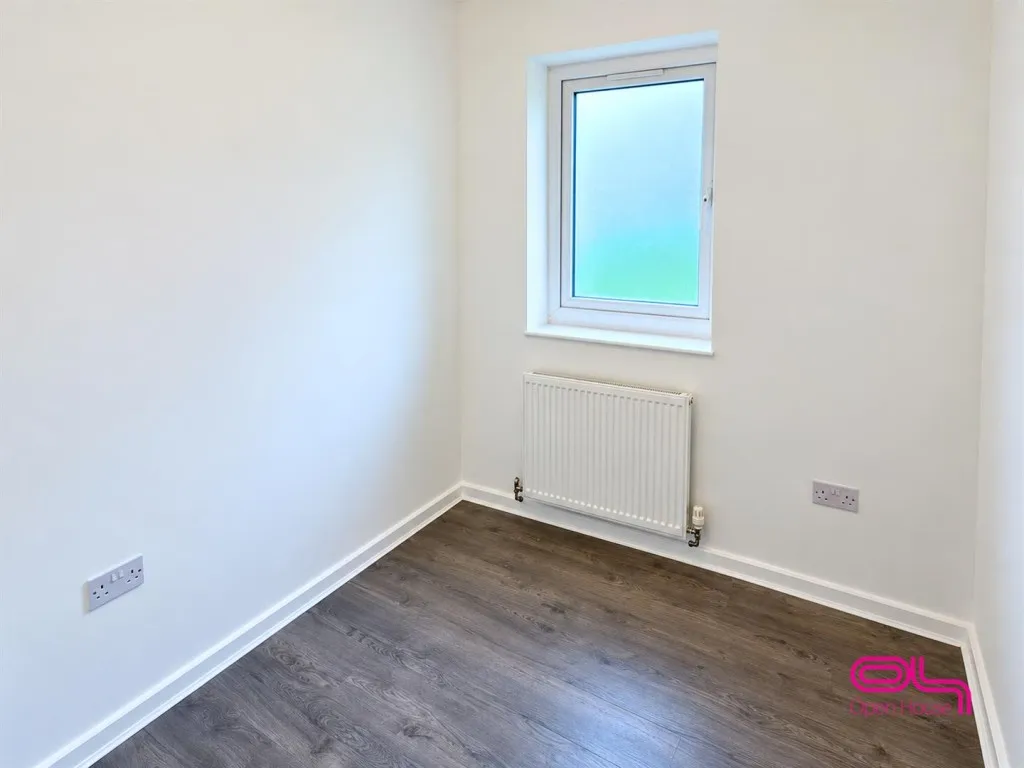Roxburgh Street, Manchester, M18, photo 12