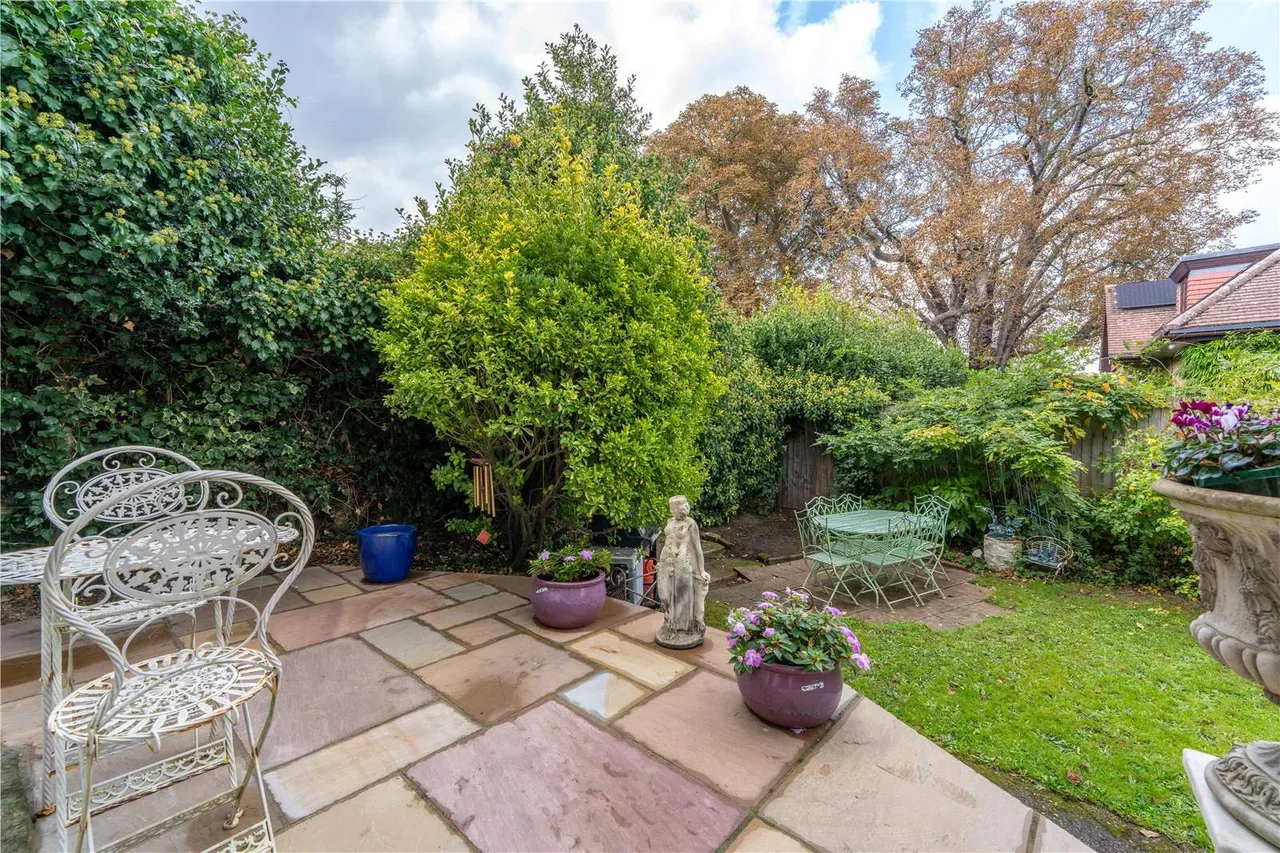 Sheen Road, Richmond, Surrey, TW10 5AN, photo 8
