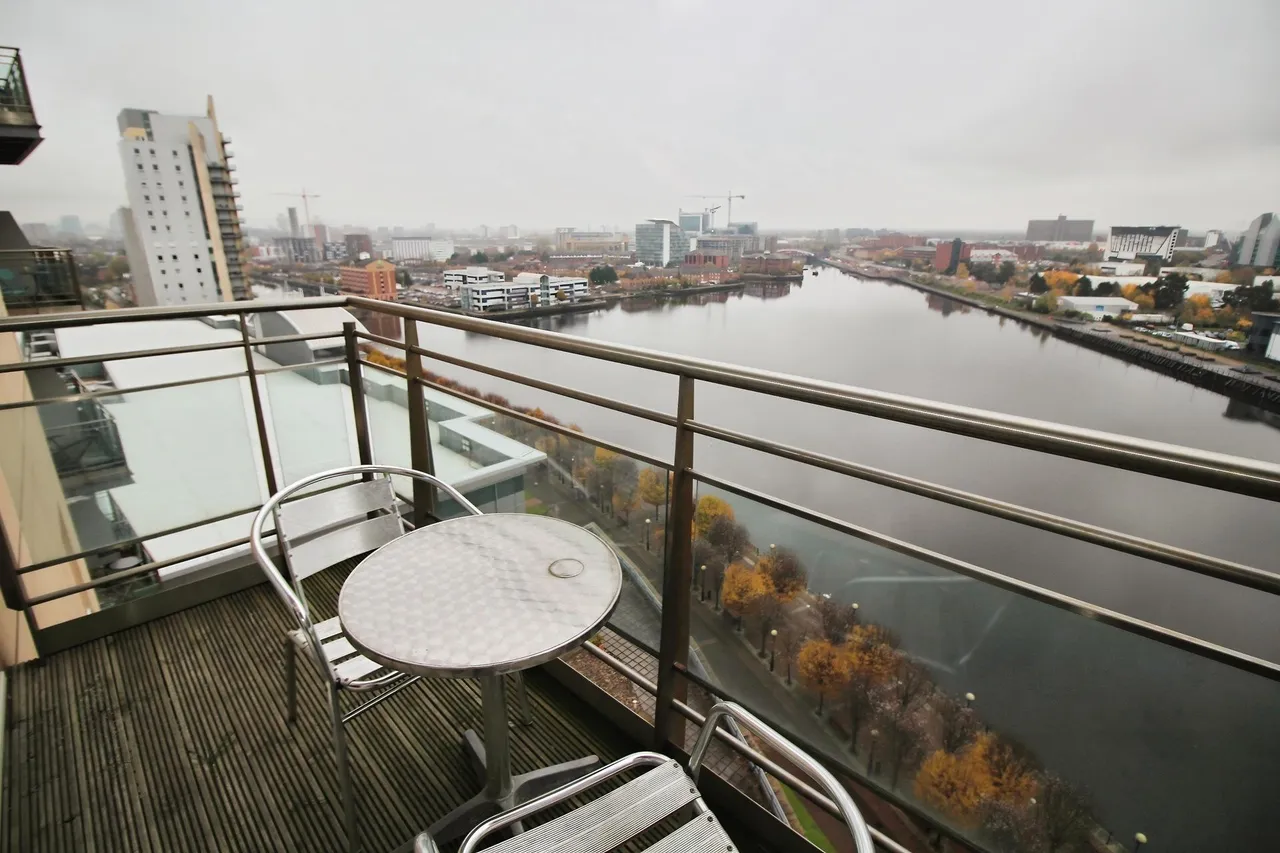 Imperial Point, Salford Quays, M50, photo 14