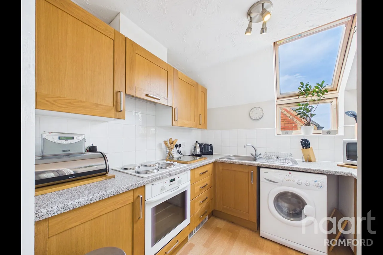 Foxglove Road, Romford, RM7, photo 10