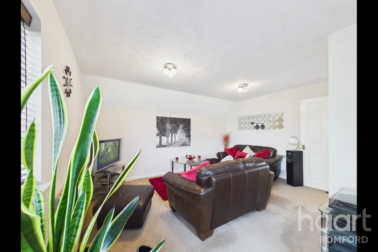 Foxglove Road, Romford, RM7, photo 11