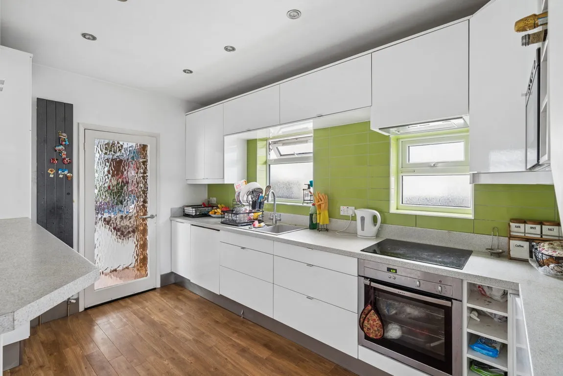 Eastern Avenue, Pinner, HA5, photo 5