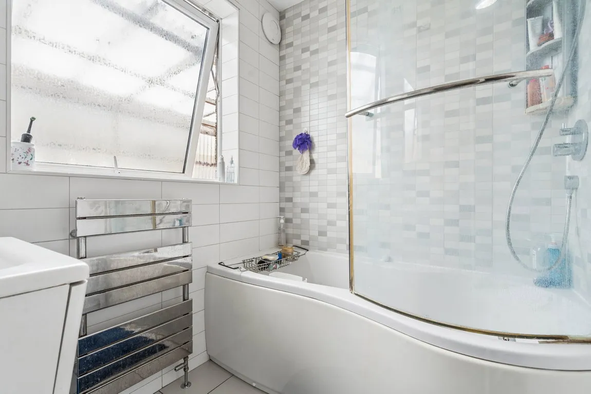 Eastern Avenue, Pinner, HA5, photo 11
