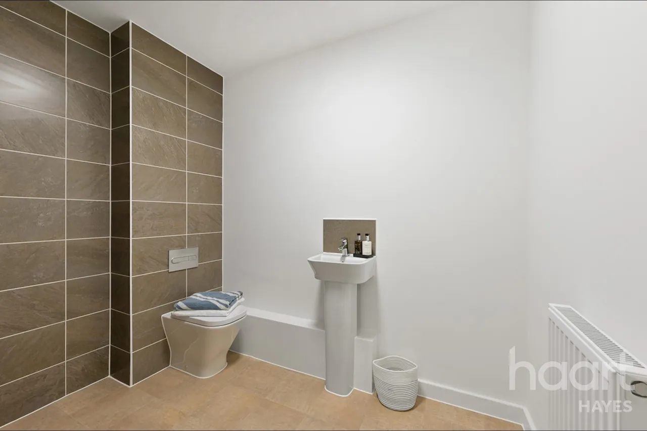 Blyth Road, Haye, UB3, photo 20