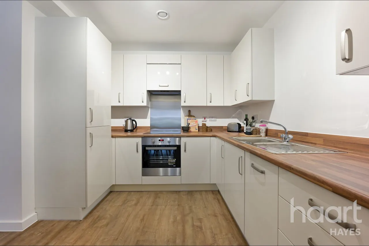 Blyth Road, Haye, UB3, photo 13
