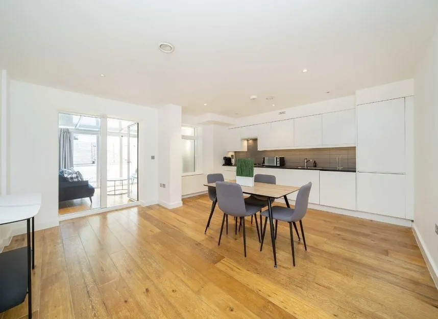 Graham Road, Hendon, NW4, photo 2