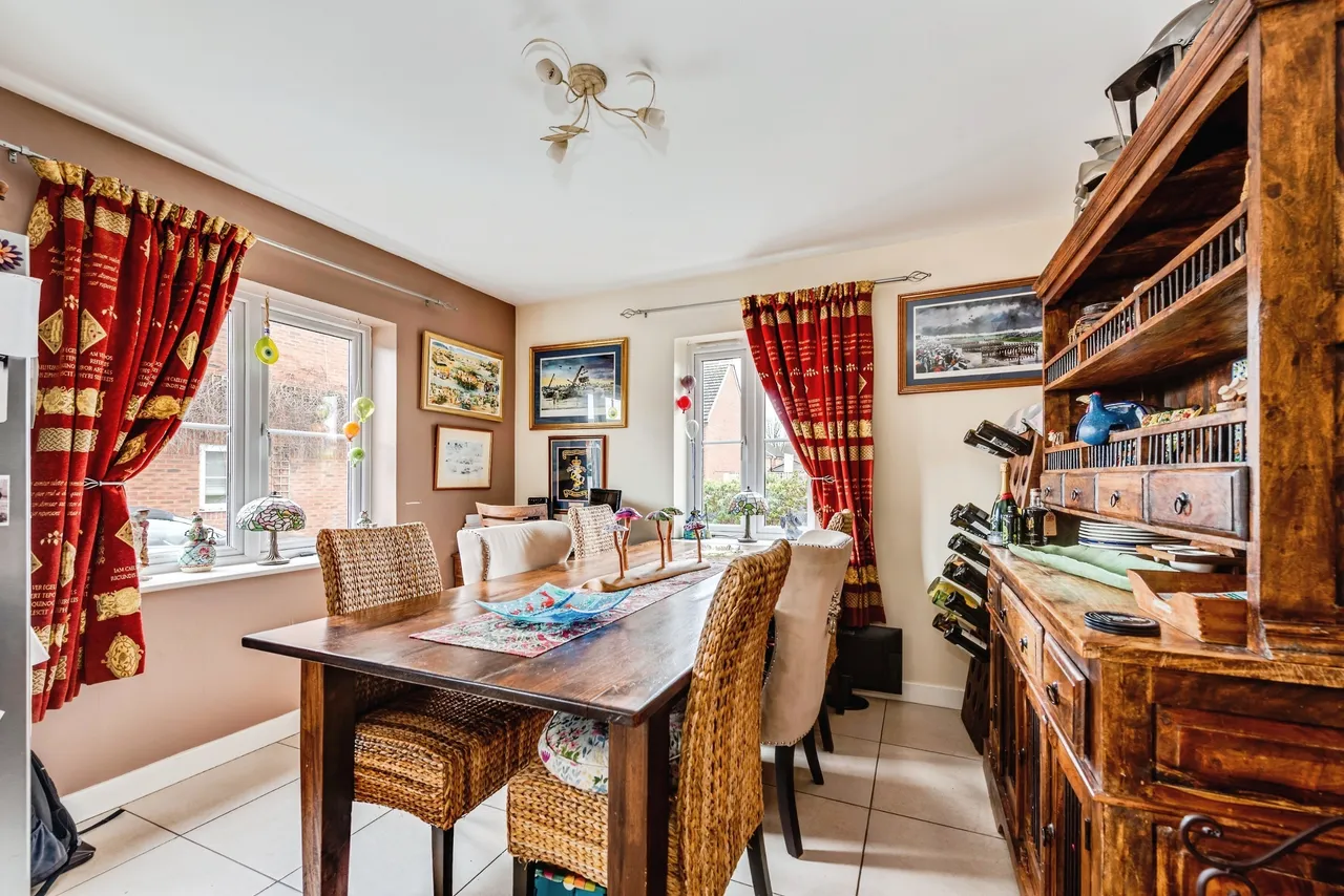 St. Josephs Way, Lyneham, SN15, photo 6