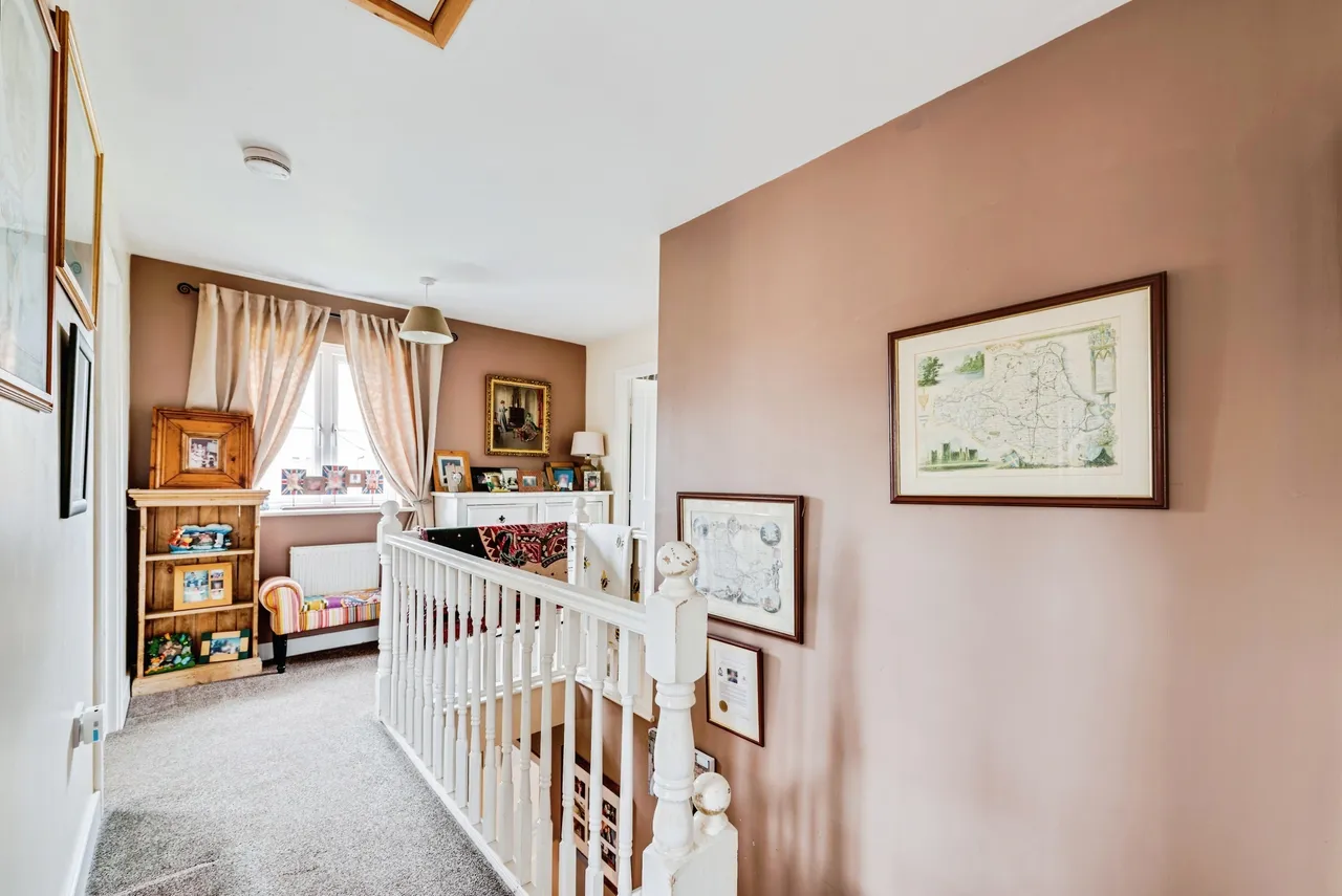 St. Josephs Way, Lyneham, SN15, photo 10