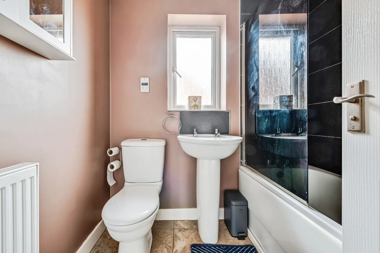 St. Josephs Way, Lyneham, SN15, photo 16
