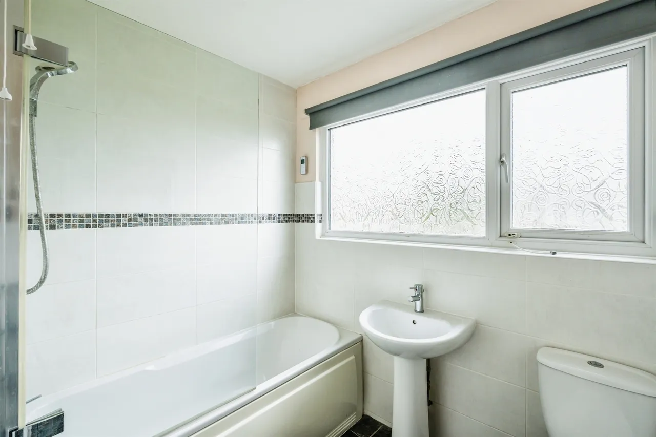 Tudor Close, Seaford, BN25, photo 16