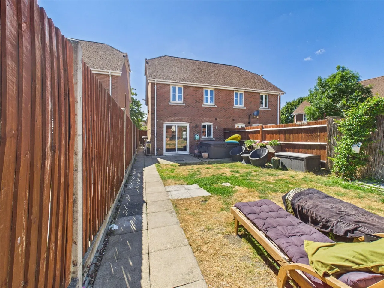 Upper Field, Chinnor, OX39, photo 3